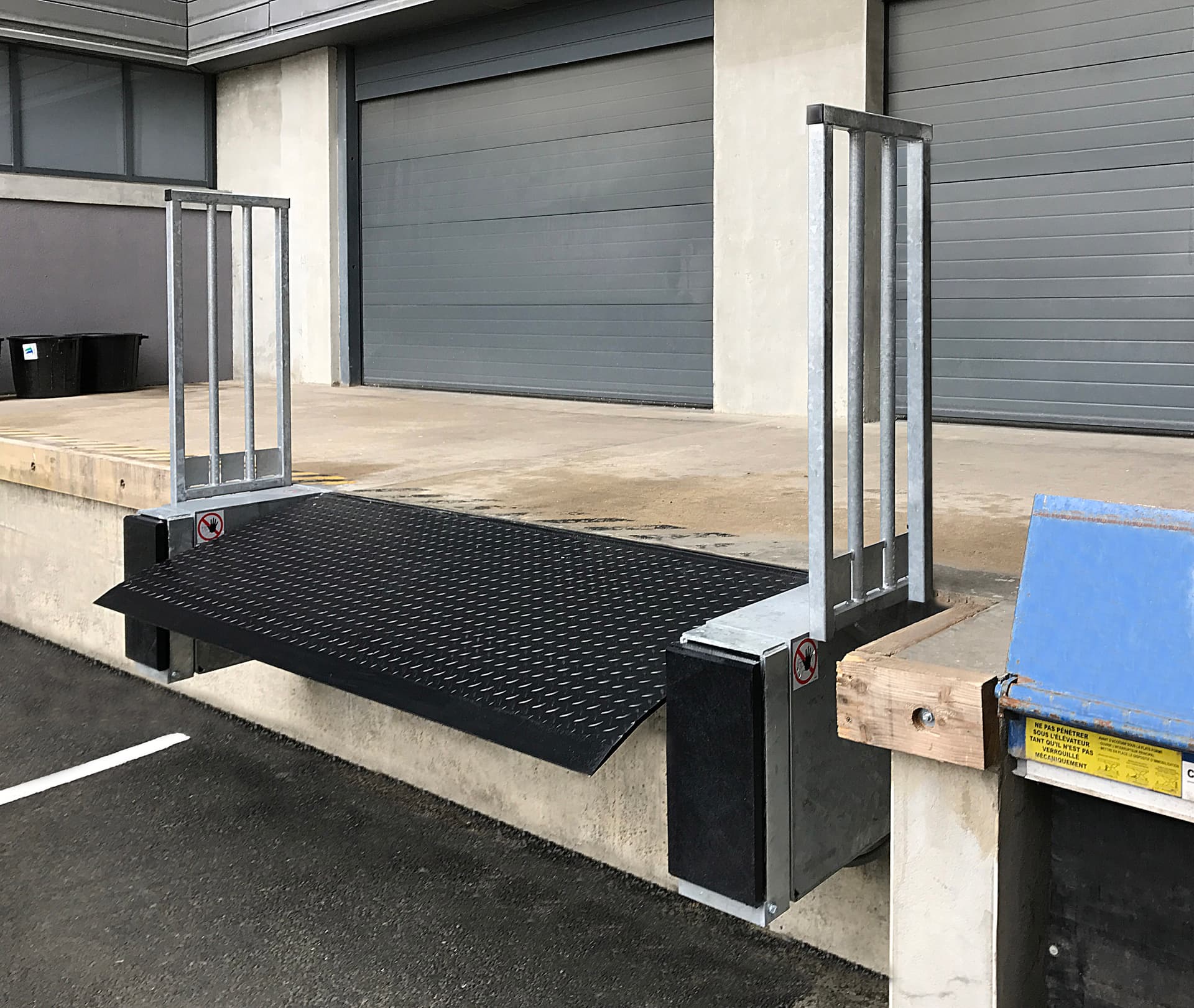 Hydraulic HA Mini Dock Leveller