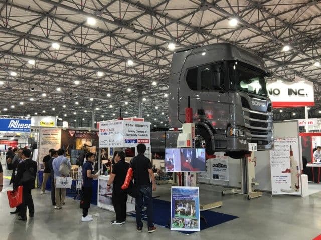 Stertil-Koni Well Represented at Japan's Auto Service Show