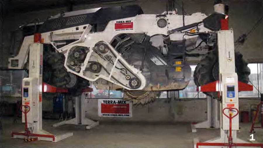 Kastner Delivers Mobile Column Lifts at Terra‑Mix